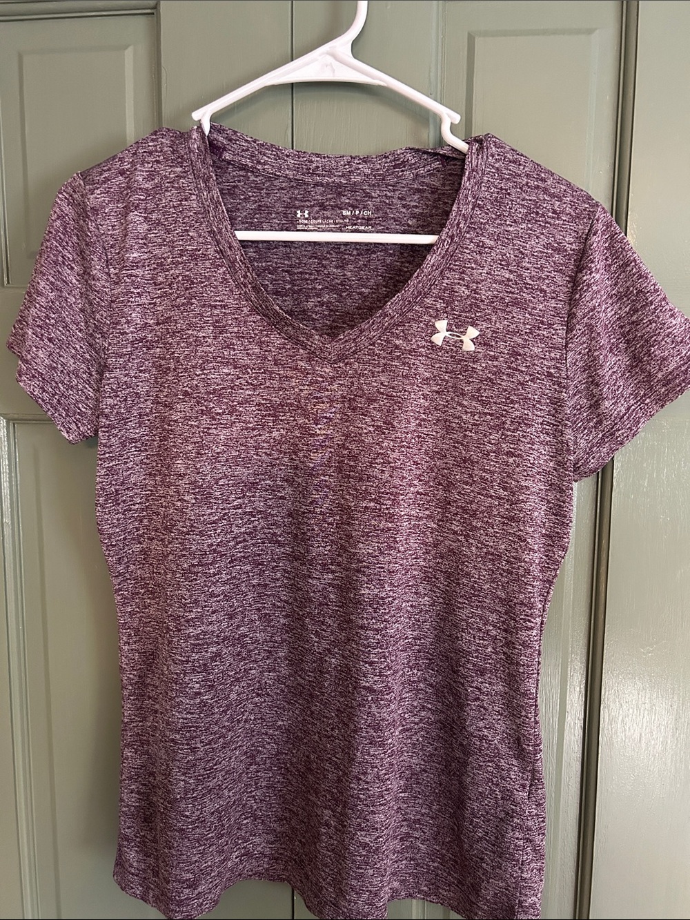 Under Armour Women's Purple Heather V-Neck Short Sleeve Performance Tee